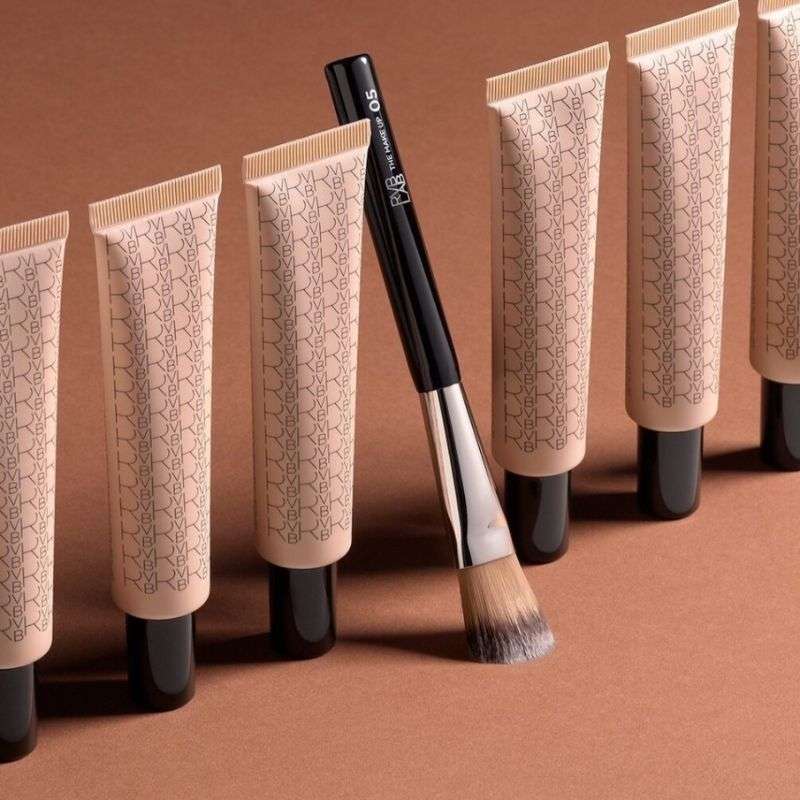 RVB lab the makeup | hydra booster foundation - 82